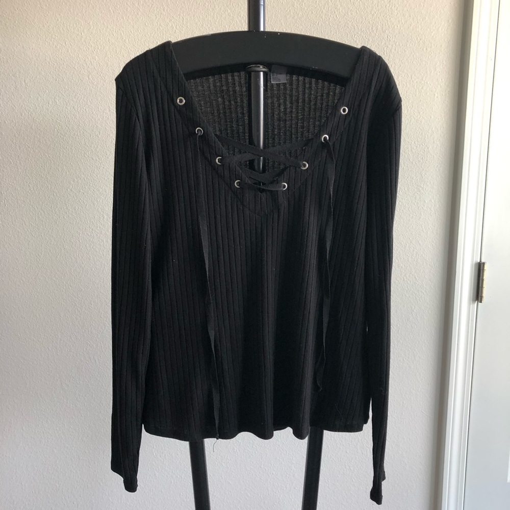 Black long sleeved T-shirt, ribbed with a tie detail neckline